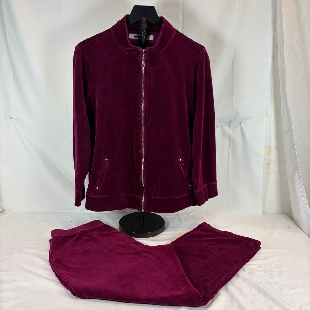 Karen Scott Rich Burgundy Velour Lounge/Track set